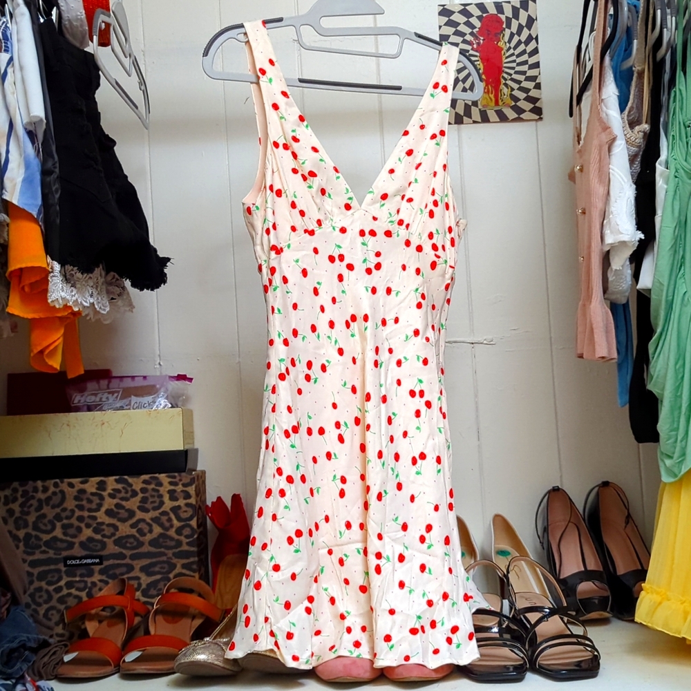 ZARA Cherry Print Dress 🍒